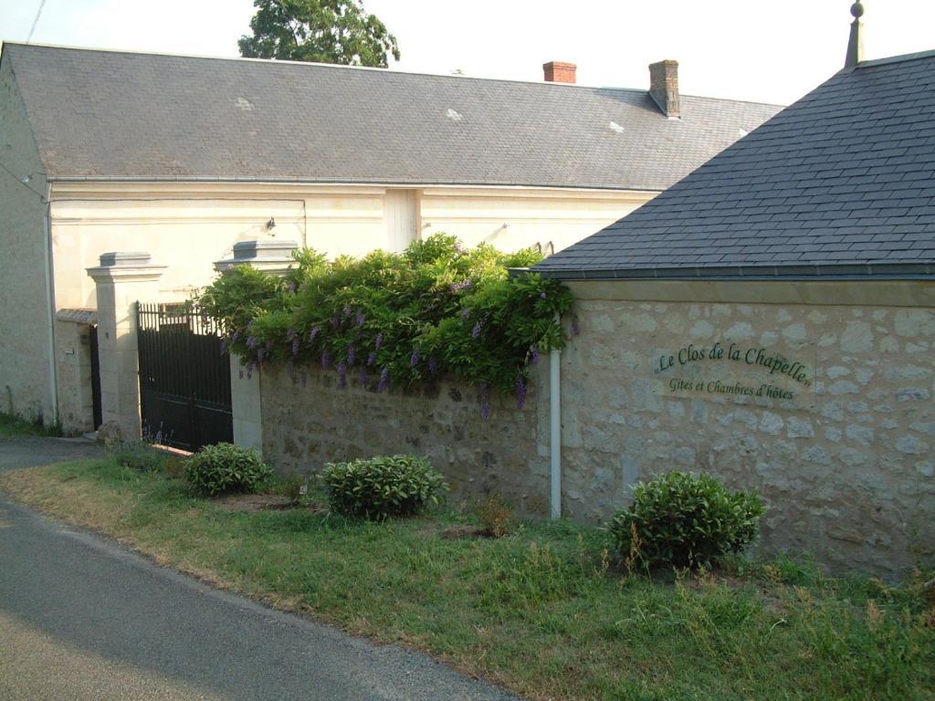 Le Clos De La Chapelle - Gite Les Glycines Kültér fotó