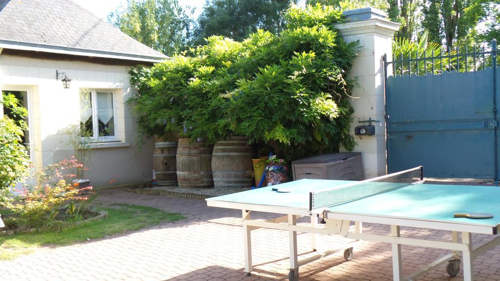 Le Clos De La Chapelle - Gite Les Glycines Kültér fotó